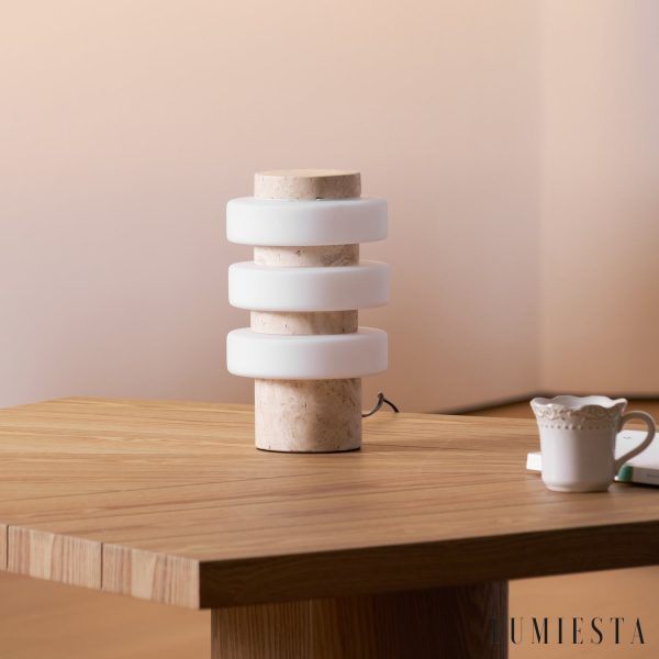 Lumiesta-meridia-lampa-stoowa-z-trawertynu-lub-marmuru-biaa-do-salonu-18-x-h30-cm-3.jpg Meridia - Lampa stołowa z trawertynu lub marmuru, biała do salonu Ø18 x H30 cm