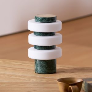 Lumiesta-meridia-lampa-stoowa-z-trawertynu-lub-marmuru-biaa-do-salonu-18-x-h30-cm-5.jpg Meridia - Lampa stołowa z trawertynu lub marmuru, biała do salonu Ø18 x H30 cm