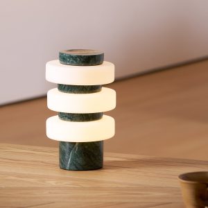 Lumiesta-meridia-lampa-stoowa-z-trawertynu-lub-marmuru-biaa-do-salonu-18-x-h30-cm-6.jpg Meridia - Lampa stołowa z trawertynu lub marmuru, biała do salonu Ø18 x H30 cm