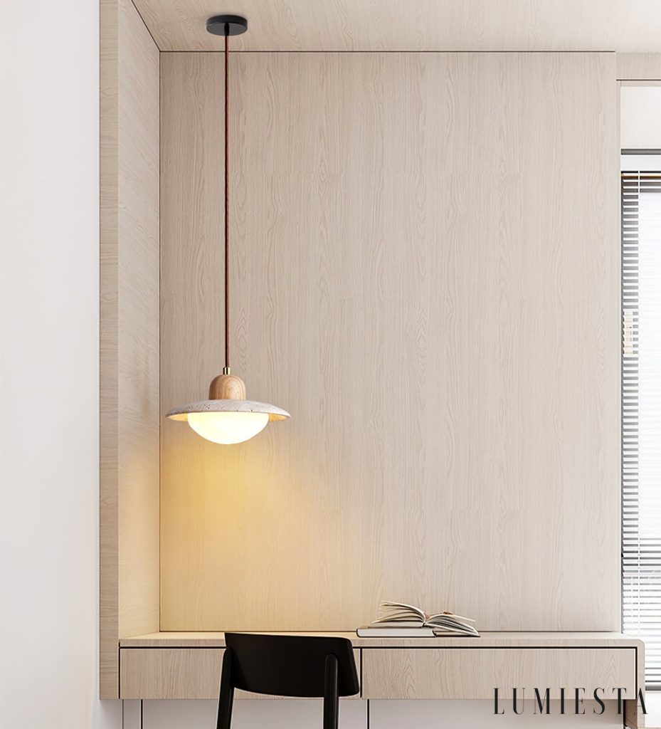 Lampa wisząca drewniana RivieraX z żółtym trawertynem, szczegół mocowania