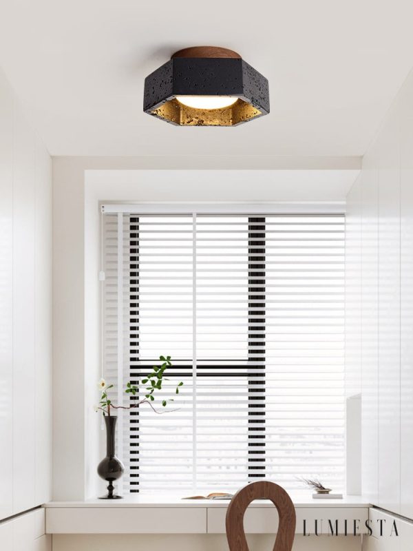 Lumiesta-rivieris-plafon-trawertynowy-czarny-z-drewnem-orzechowym-do-salonu-177-cm-9.jpg Rivieris - Plafon trawertynowy czarny z drewnem orzechowym do salonu Ø17×7 cm