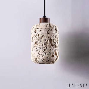 Travenca - lampa wisząca trawertynowa żółta nad stół, widok pod kątem