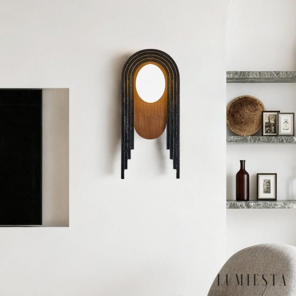 Troiana - Lampa wisząca trawertynowa, czarna z drewnem do salonu Ø18×40 cm