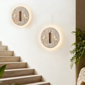 Tuluma - Kinkiet trawertynowy drewniany, orzechowo-żółty, do salonu, Ø25x25 cm