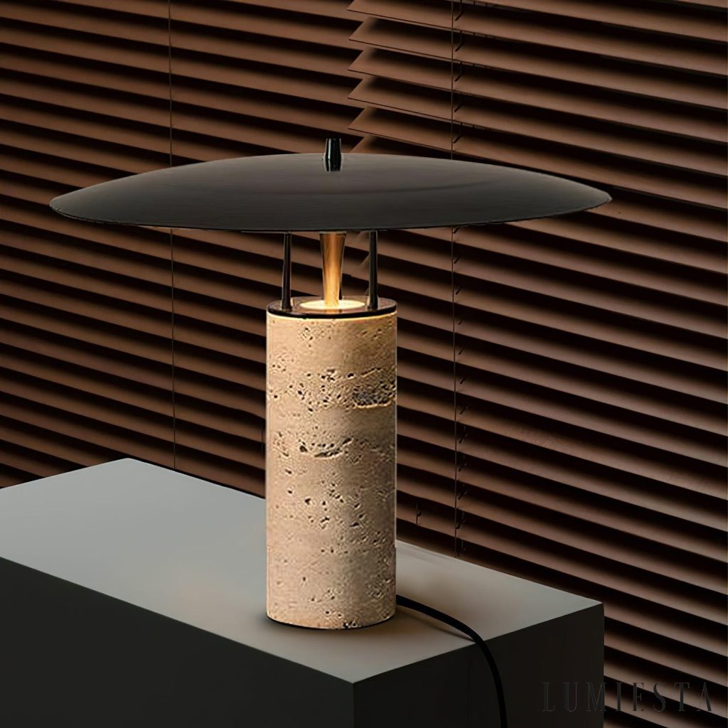 Zaragozae - elegancka lampa stołowa z trawertynu, widok z boku