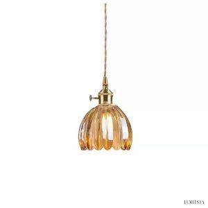 Flower-shaped pendant lamp inspired by Japan