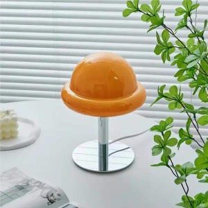 Lampa stołowa Morandi w stylu Bauhaus z kloszem grzybowym