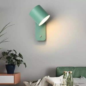 Nowoczesna lampa metalowa z ruchomą głowicą 180 stopni