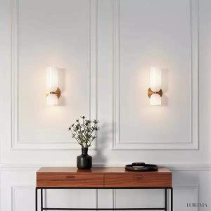 Lampa ścienna Edie i Betty w stylu nowoczesnym z szkła opalowego