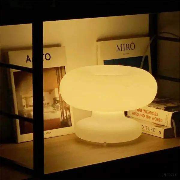 Bauhaus biała lampa stołowa w kształcie grzyba minimalistyczna