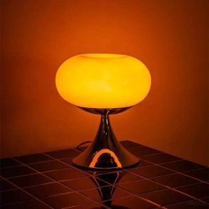 Lampa nocna Apple Glass w stylu Bauhaus z okrągłym kloszem