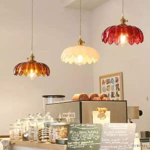 Szklana elegancka lampa wisząca w kształcie płatków