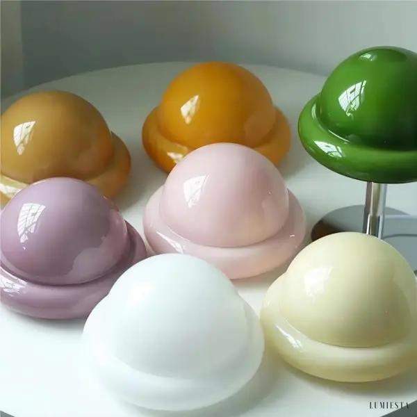 Lampa stołowa Morandi w stylu Bauhaus z kloszem grzybowym