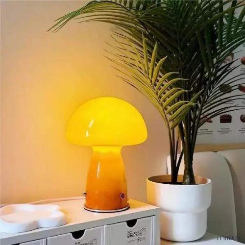 image_14-112.jpg Lampka stołowa w stylu Bauhaus w kształcie grzyba z dimmerem