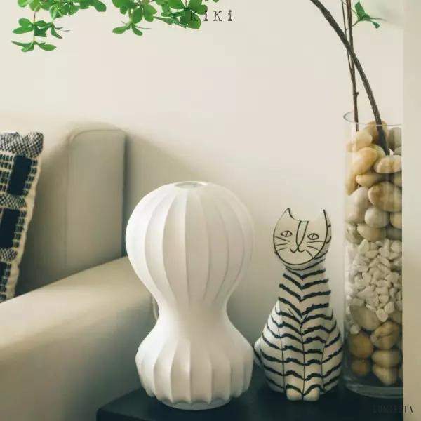 Lampa stołowa Gatto w stylu cocoon idealna do wnętrz