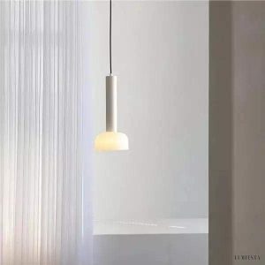 Nowoczesna włoska lampa wisząca minimalistyczna z kloszem szklanym