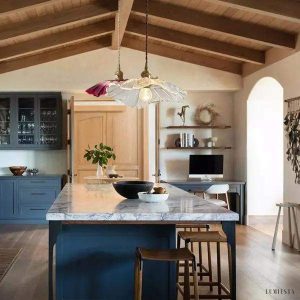 image_15-12.jpg Szklana lampa wisząca retro Lotus z przezroczystym kloszem