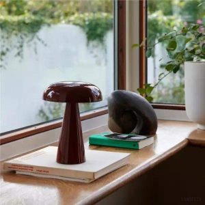 Stylowa przenośna lampa stołowa Como SC53 z kloszem w kształcie grzyba