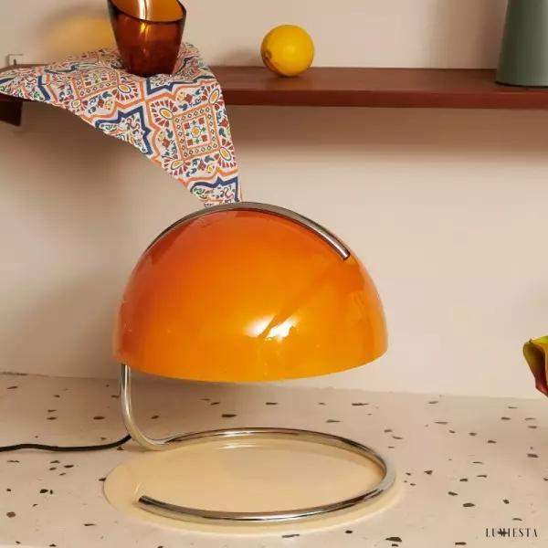 Lampa stołowa Esme minimalistyczny design z szklanym kloszem