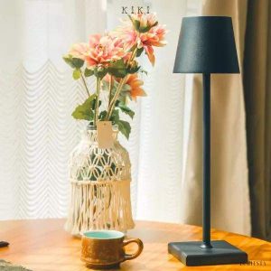 Nowoczesna lampa stołowa LED z regulacją jasności