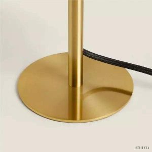 Stylowa minimalistyczna lampa stołowa w różnych kolorach