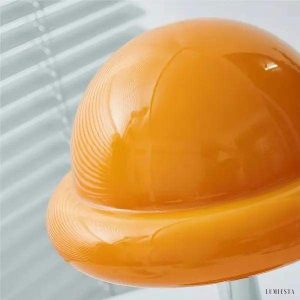 Lampa stołowa Morandi w stylu Bauhaus z kloszem grzybowym