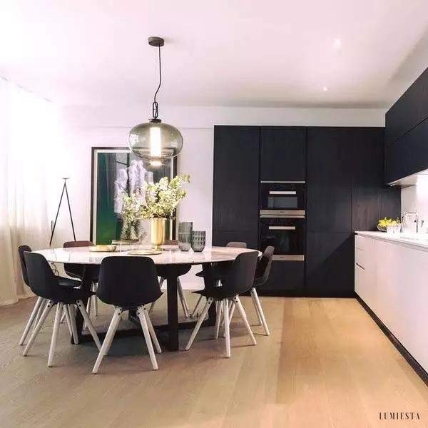 Nowoczesna lampa wisząca BAI w stylu chińskim z szkła