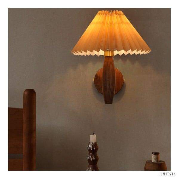 Lampa ścienna z drewna z kloszem z tkaniny kremowa