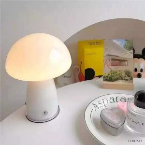 Lampka stołowa grzybek z dimmerem - elegancka sylwetka lampy
