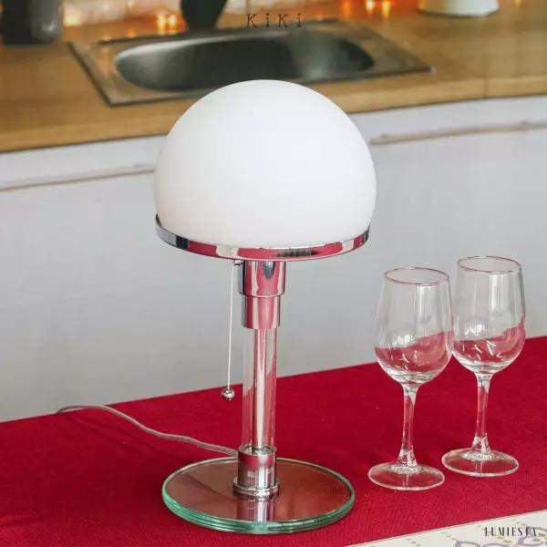 Lampa stołowa Bauhaus Wagenfeld z szklanym kloszem