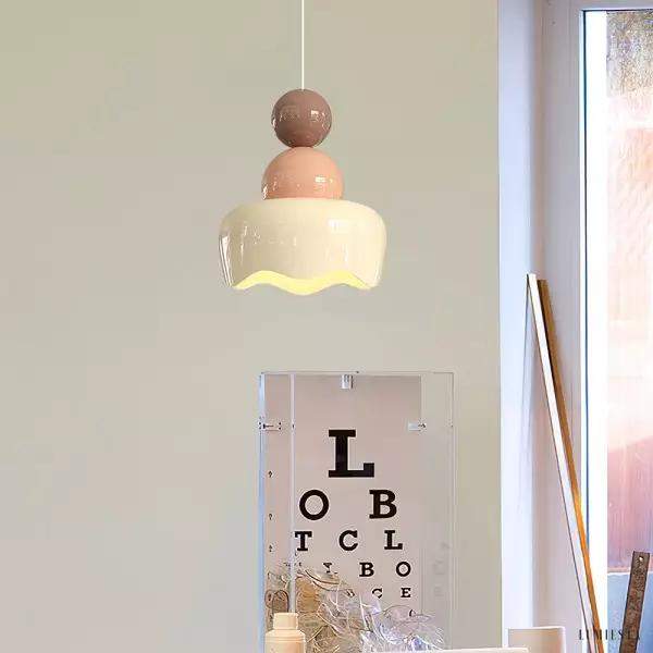 Cream resin pendant lamp in Nordic style