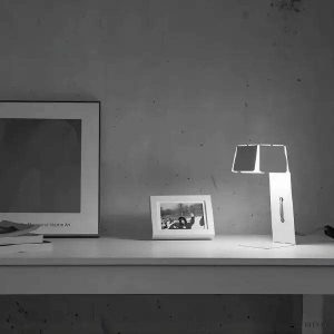 image_3-409.jpg Minimalistyczna lampa biurkowa Object 3 z metalu