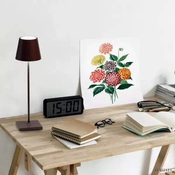 Nowoczesna lampa stołowa LED z regulacją jasności