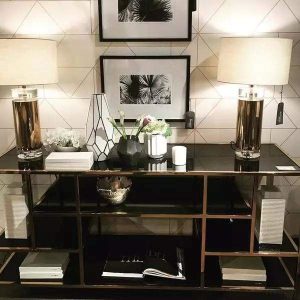 Lampa stołowa Parker w stylu nowoczesnym z białym kloszem