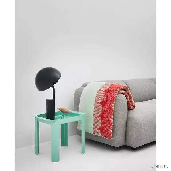 Lampa stołowa Cap z regulowanym kloszem w nowoczesnym stylu