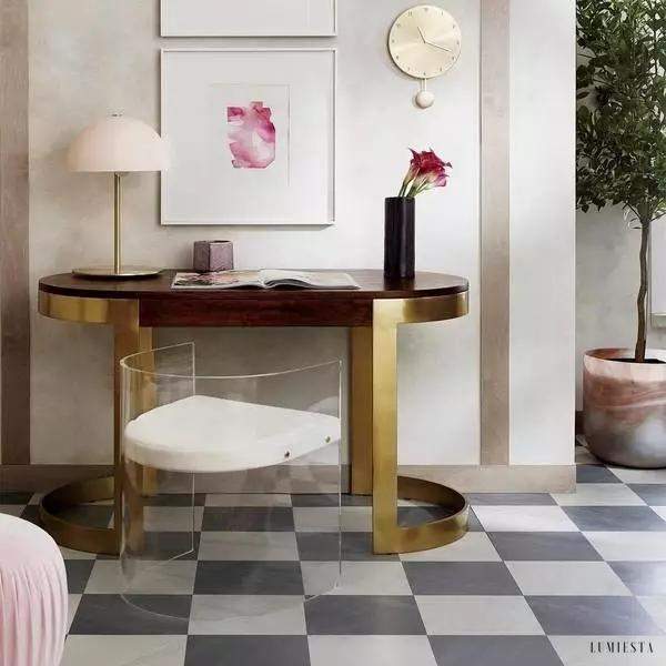 Lampa stołowa Hanna różowa z kopułowym kloszem