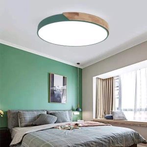 Nowoczesna okrągła lampa sufitowa LED z drewnianym akcentem