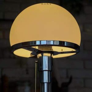 Lampa stołowa Bauhaus Wagenfeld z szklanym kloszem