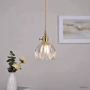 Flower-shaped pendant lamp inspired by Japan