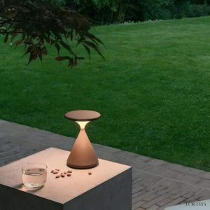 Lampka stołowa Salt i Pepper w kształcie klepsydry z funkcją dotykową