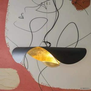 Lampa wisząca Lederam Manta z eleganckim kloszem