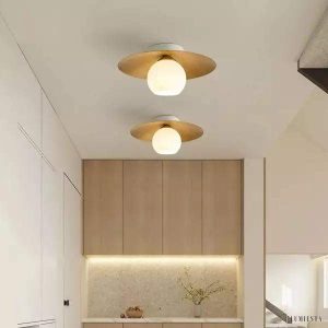 Lampa sufitowa z ribbowanym szkłem w stylu nordyckim