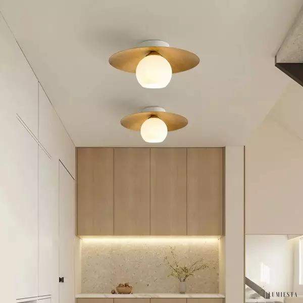 Lampa sufitowa z ribbowanym szkłem w stylu nordyckim