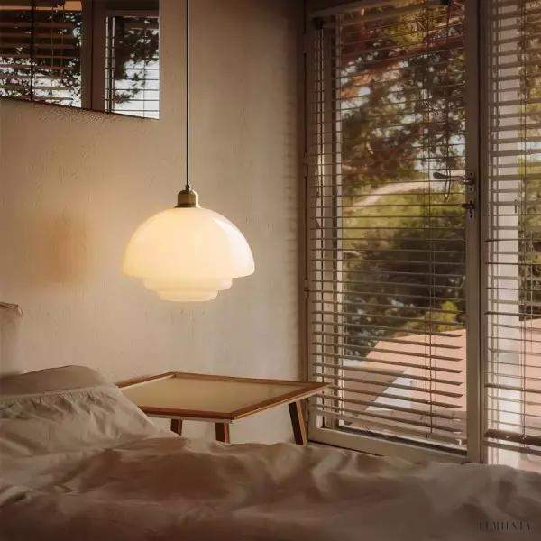 image_4-98.jpg Lampa wisząca szklana mleczna w stylu retro Art Decor, Ø28/30/32cm, 1-punktowa