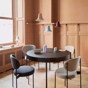 Lampa Wisząca Hat z rozkloszowanym kloszem elegancka