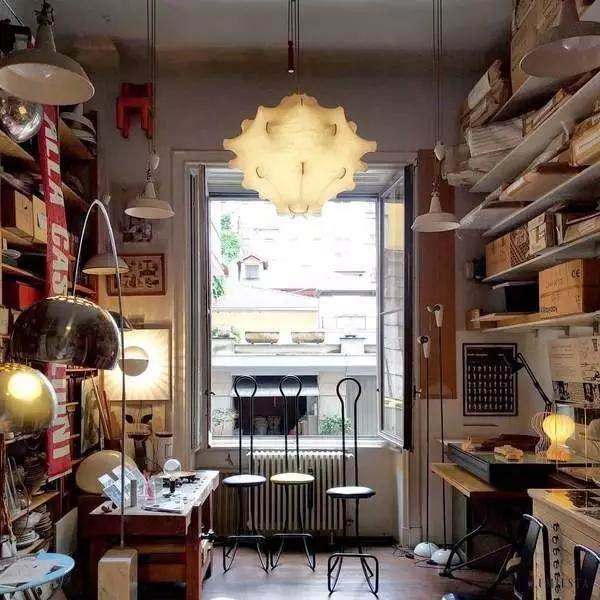 Lampa wisząca Terra w kształcie dmuchawca biała