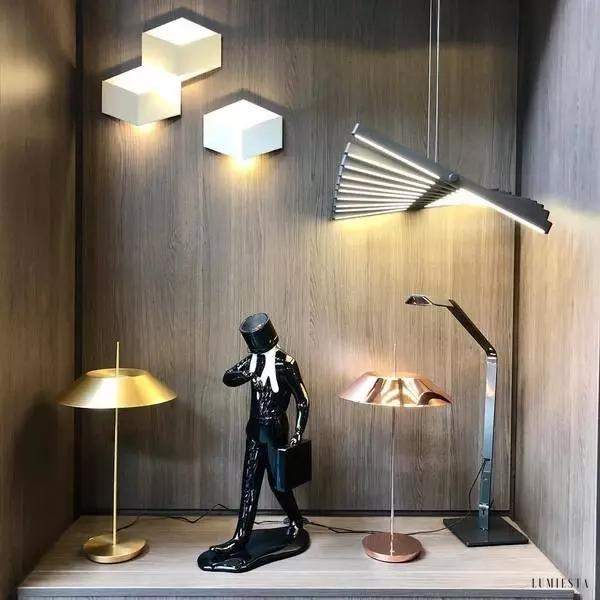 Lampa wisząca Vask w nowoczesnym stylu z regulacją kształtów