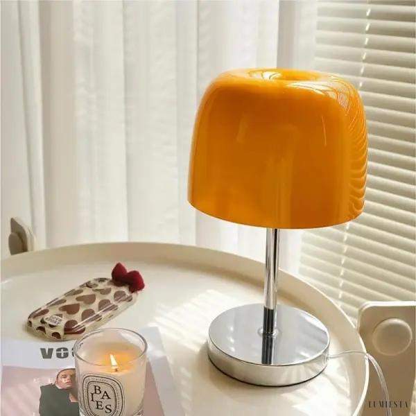 image_5-442.jpg Minimalistyczna lampa stołowa Bauhaus z kolorowym kloszem