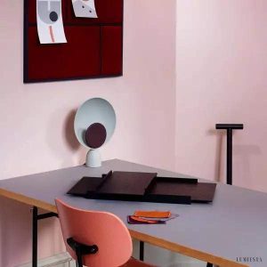 Lampka stołowa Blooper w nowoczesnym stylu minimalistycznym