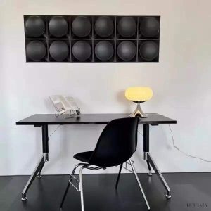 Lampa nocna Apple Glass w stylu Bauhaus z okrągłym kloszem